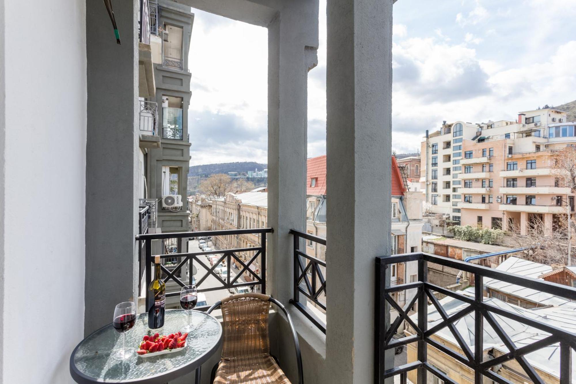 Tbilisi Apartment Ll Exterior foto